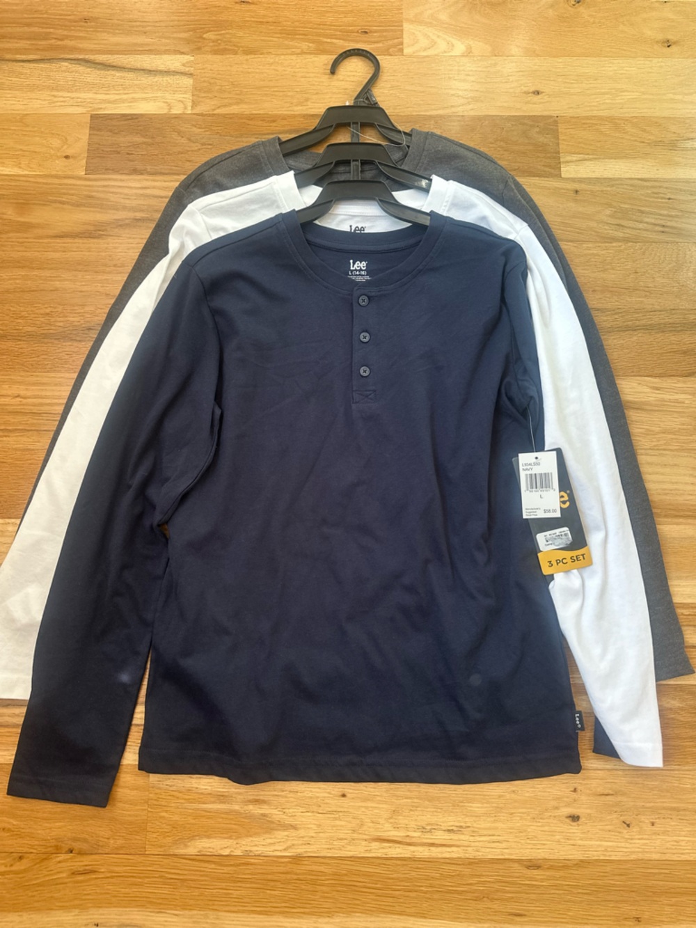 Lee Pack of Navy, White, and Gray Crewneck Tees